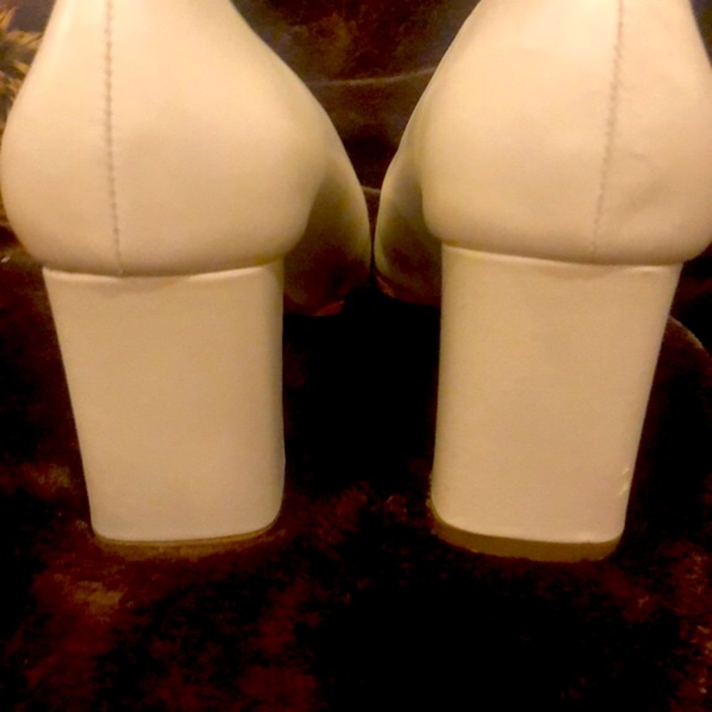 The “Perfect” Shoe, - Picture 5 of 8